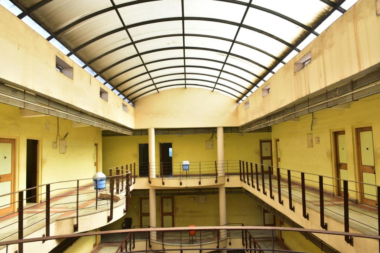 Haridaspur Hotel Mid East المظهر الخارجي الصورة