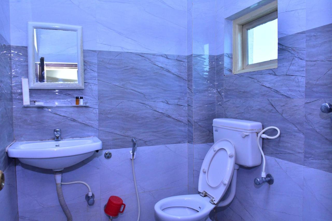 Haridaspur Hotel Mid East المظهر الخارجي الصورة